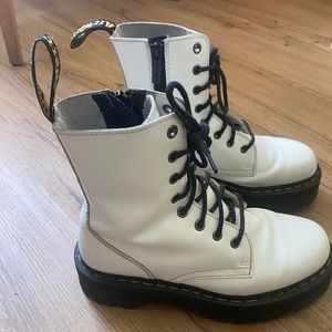 Dr Marten jadon boots